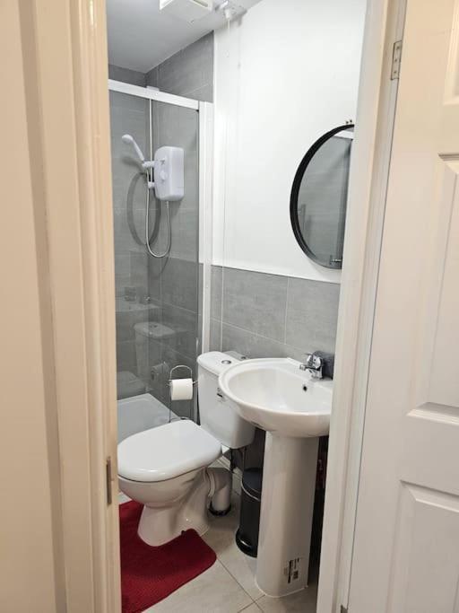 Super Value Bath Street Flat *