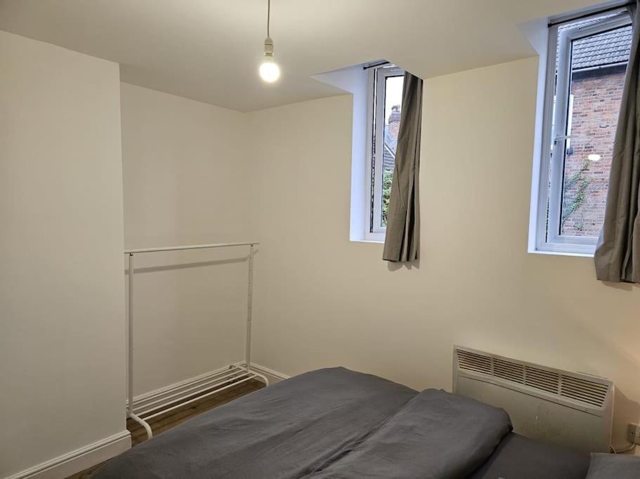 Super Value Bath Street Flat
